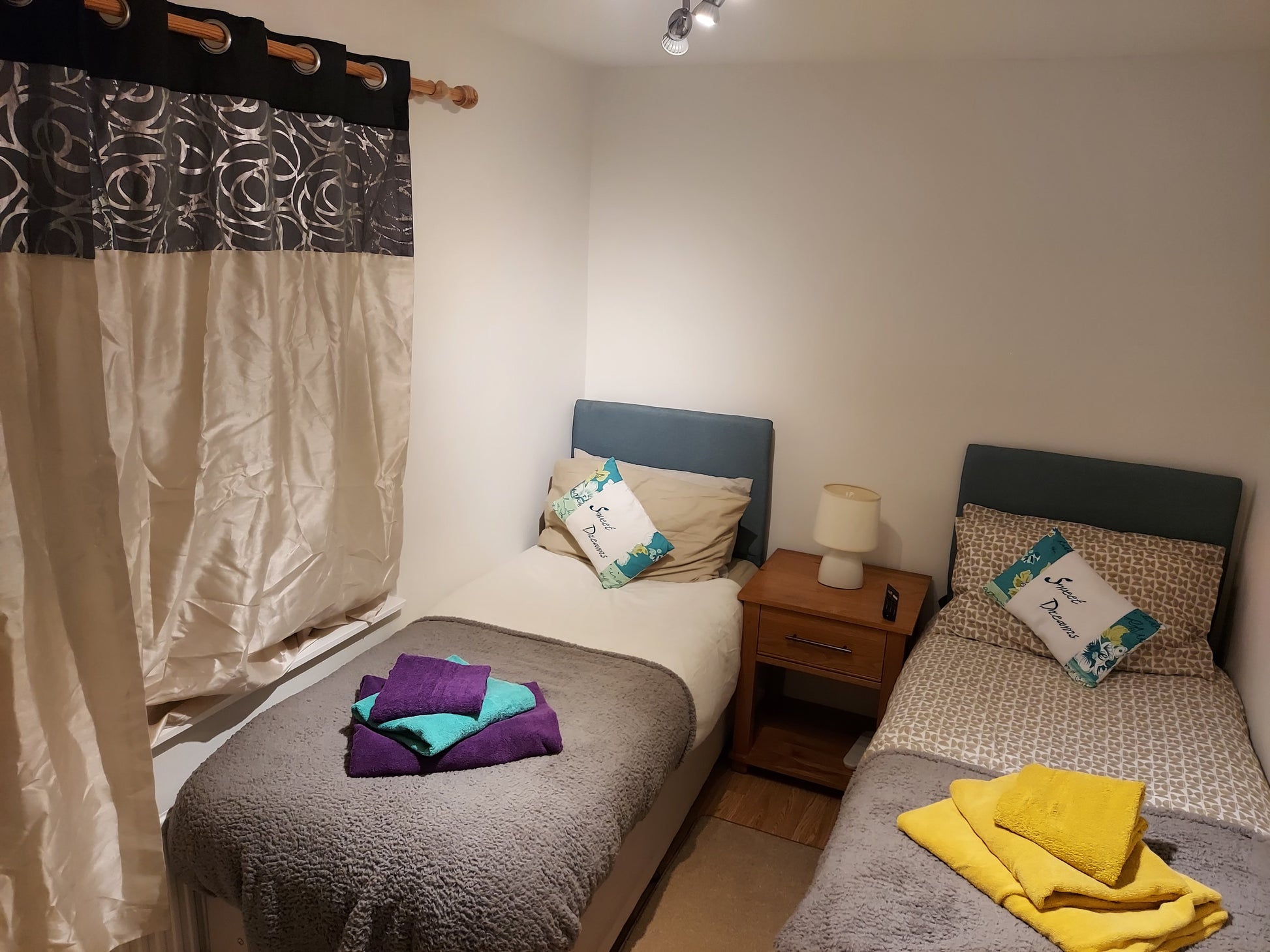 ALEXANDRA VILLA - CHATHAM KENT