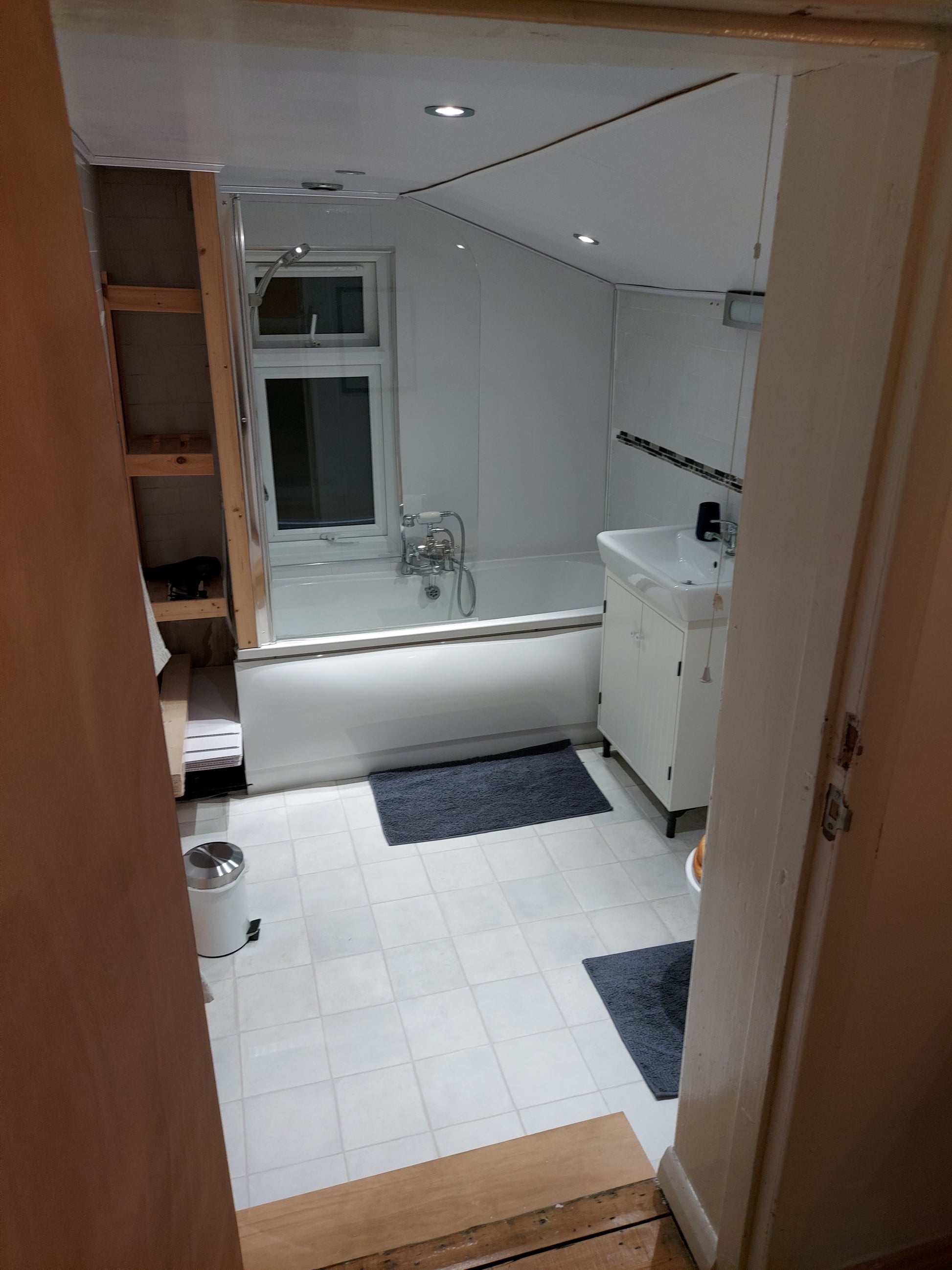 ALEXANDRA VILLA - CHATHAM KENT