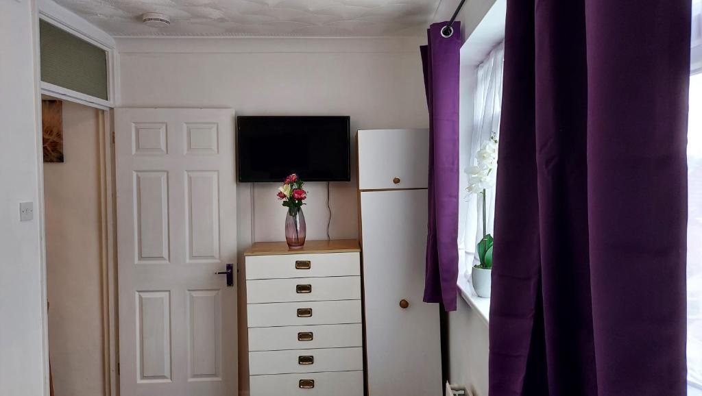 GILLINGS VILLA - GILLINGHAM KENT