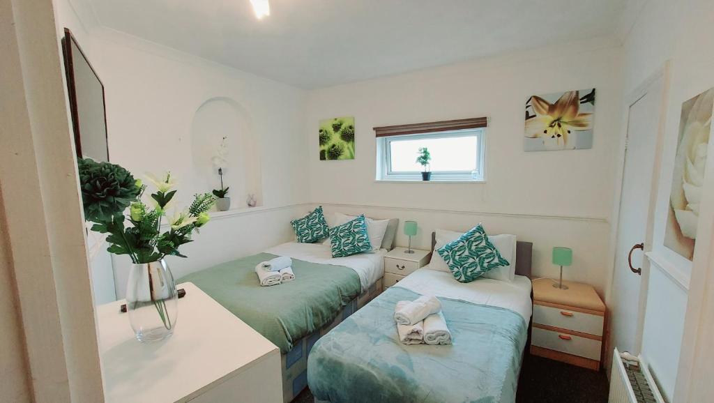 GILLINGS VILLA - GILLINGHAM KENT