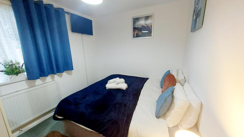 CENTRAL HAVEN -5 BEDROOMS IN CANTERBURY