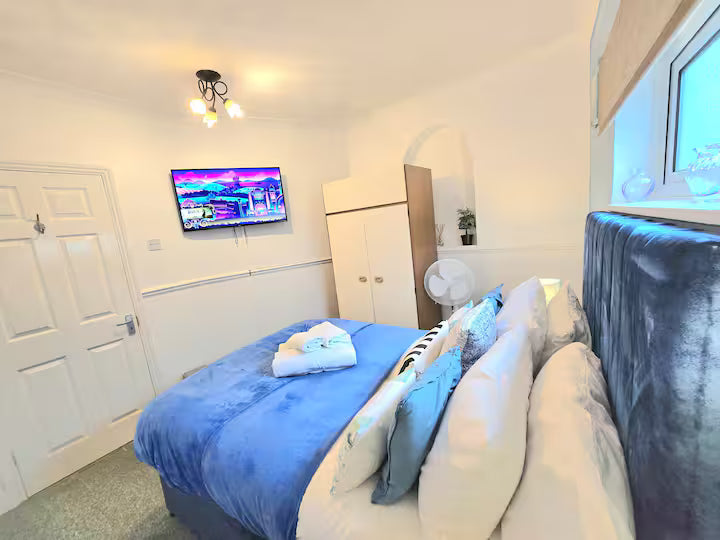 GILLINGS  VILLA - GILLINGHAM KENT