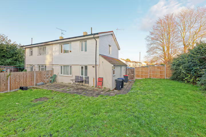 CENTRAL HAVEN - 4 BEDROOMS IN CANTERBURY