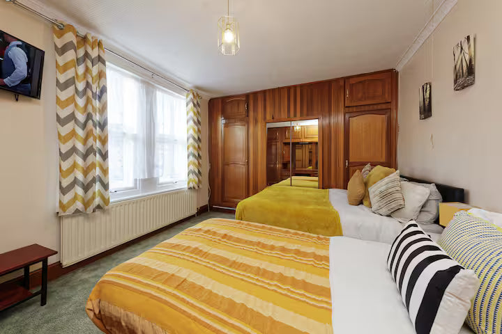 ROSE VILLA - GILLINGHAM KENT