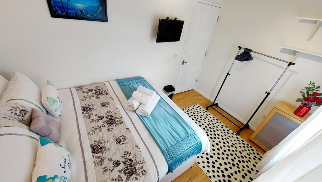 ALEXANDRA  VILLA - CHATHAM KENT