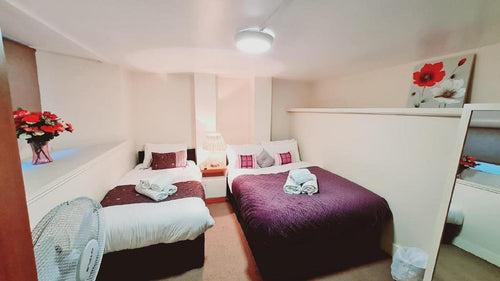 CEDAR VILLA - CHATHAM KENT