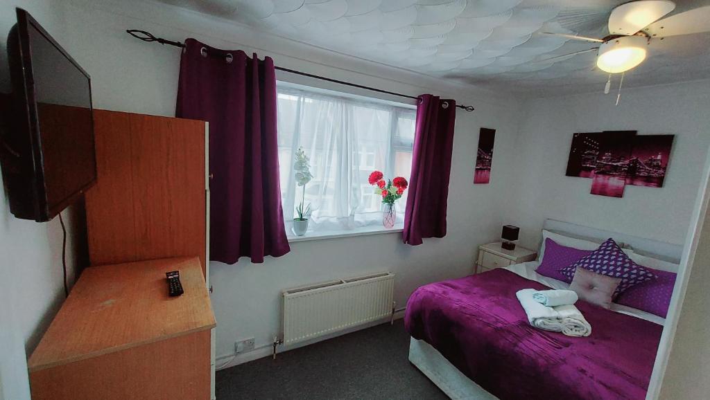 GILLINGS  VILLA - GILLINGHAM KENT
