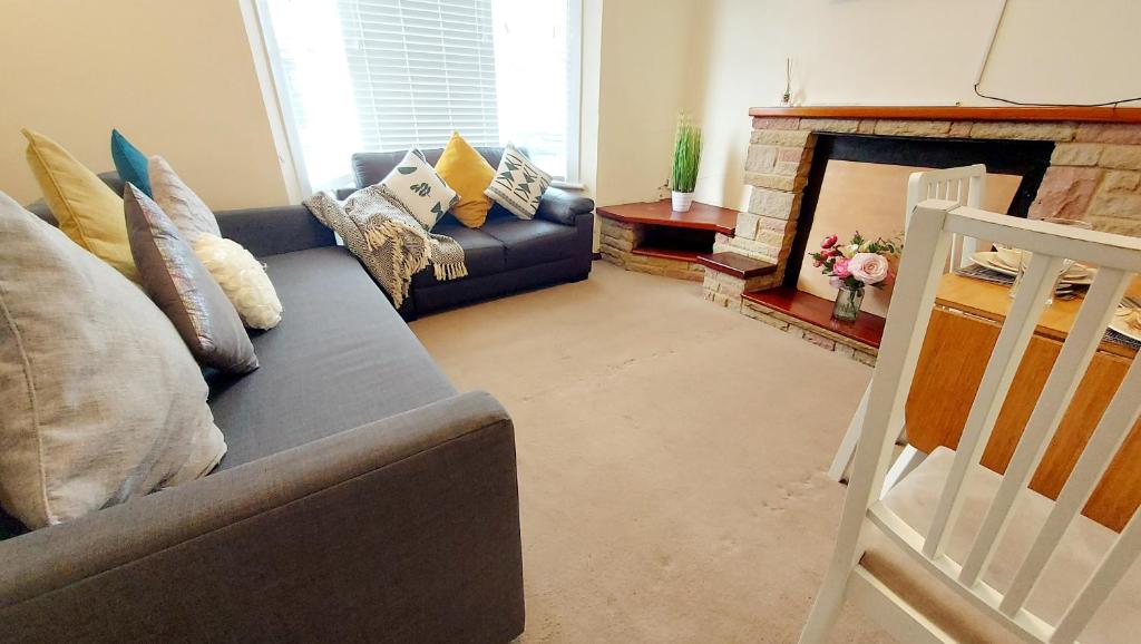 ROSE VILLA - GILLINGHAM KENT