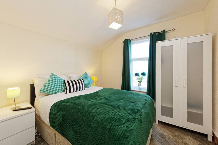 ROSE VILLA - GILLINGHAM KENT