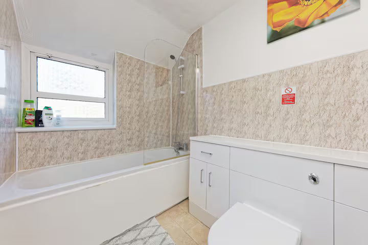 ROSE VILLA - GILLINGHAM KENT