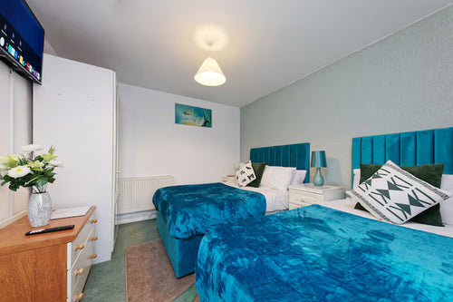 CENTRAL HAVEN - 4 BEDROOMS IN CANTERBURY