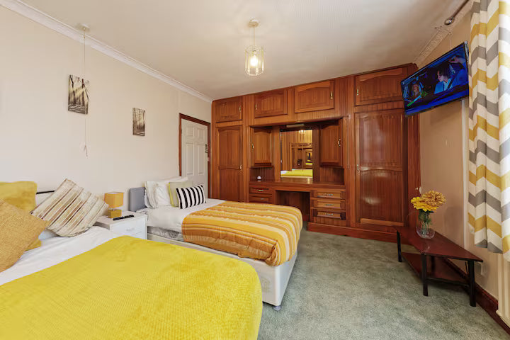 ROSE VILLA - GILLINGHAM KENT