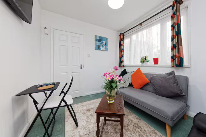 CENTRAL HAVEN - 4 BEDROOMS IN CANTERBURY