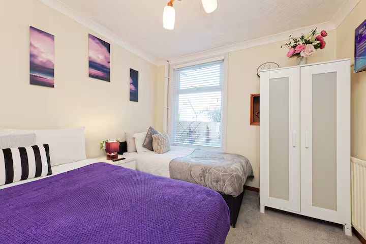 ROSE VILLA - GILLINGHAM KENT
