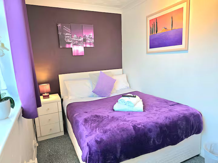 GILLINGS  VILLA - GILLINGHAM KENT